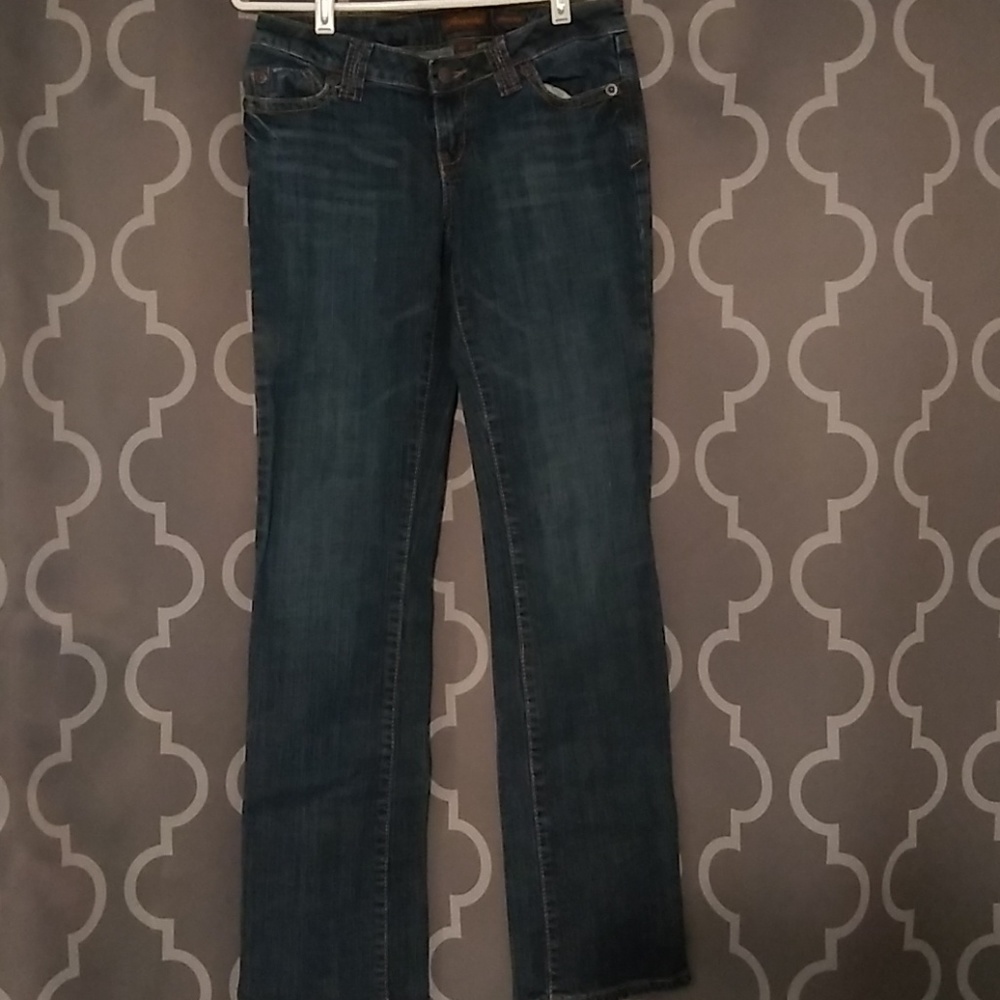 Jeans - Picture 2 of 5